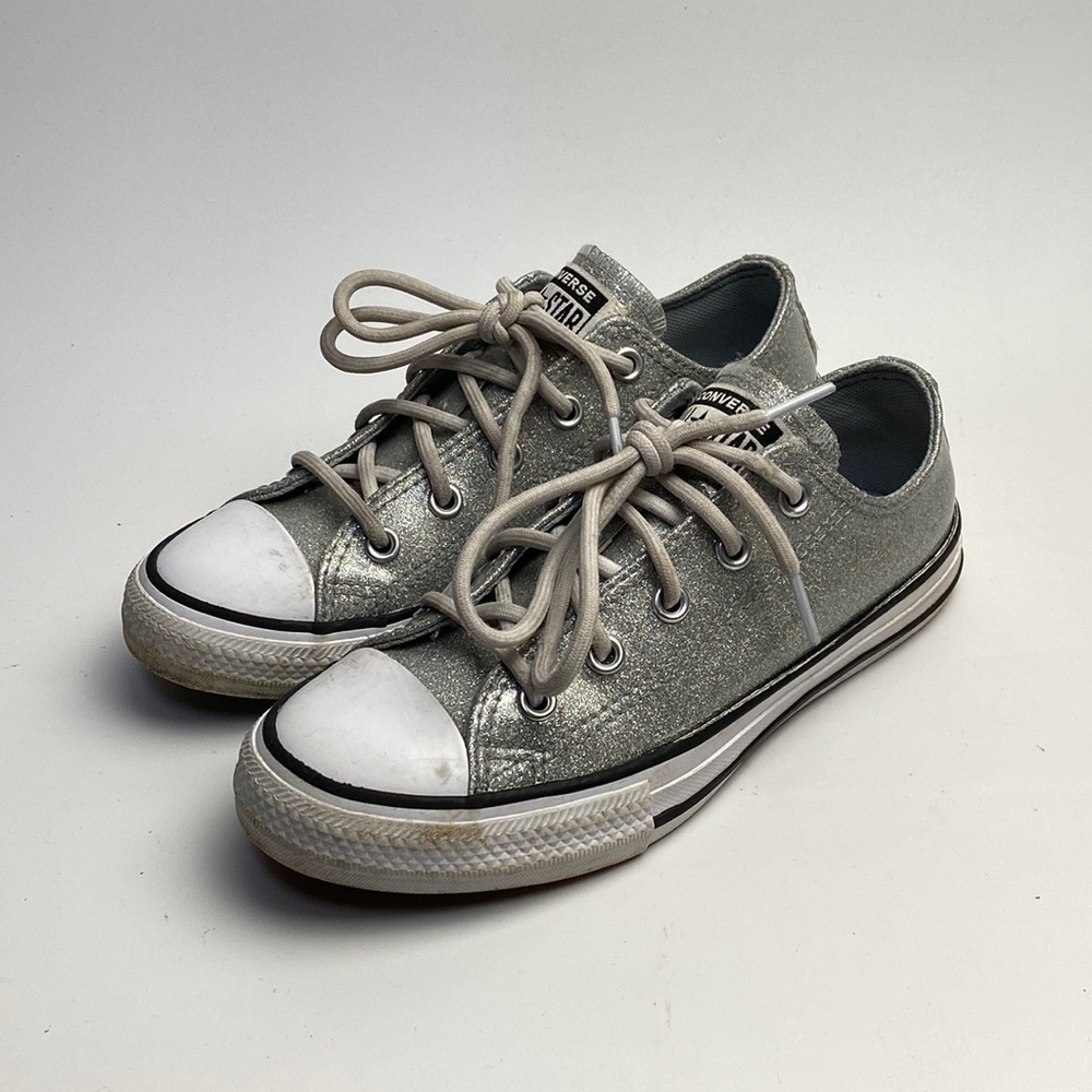 Converse All Star Chuck Taylor Low Sz 1 Silver Sparkle Pre-Owned